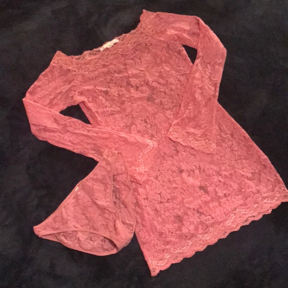 SOLD* Victoria Secret Lingerie - Picture 1 of 5